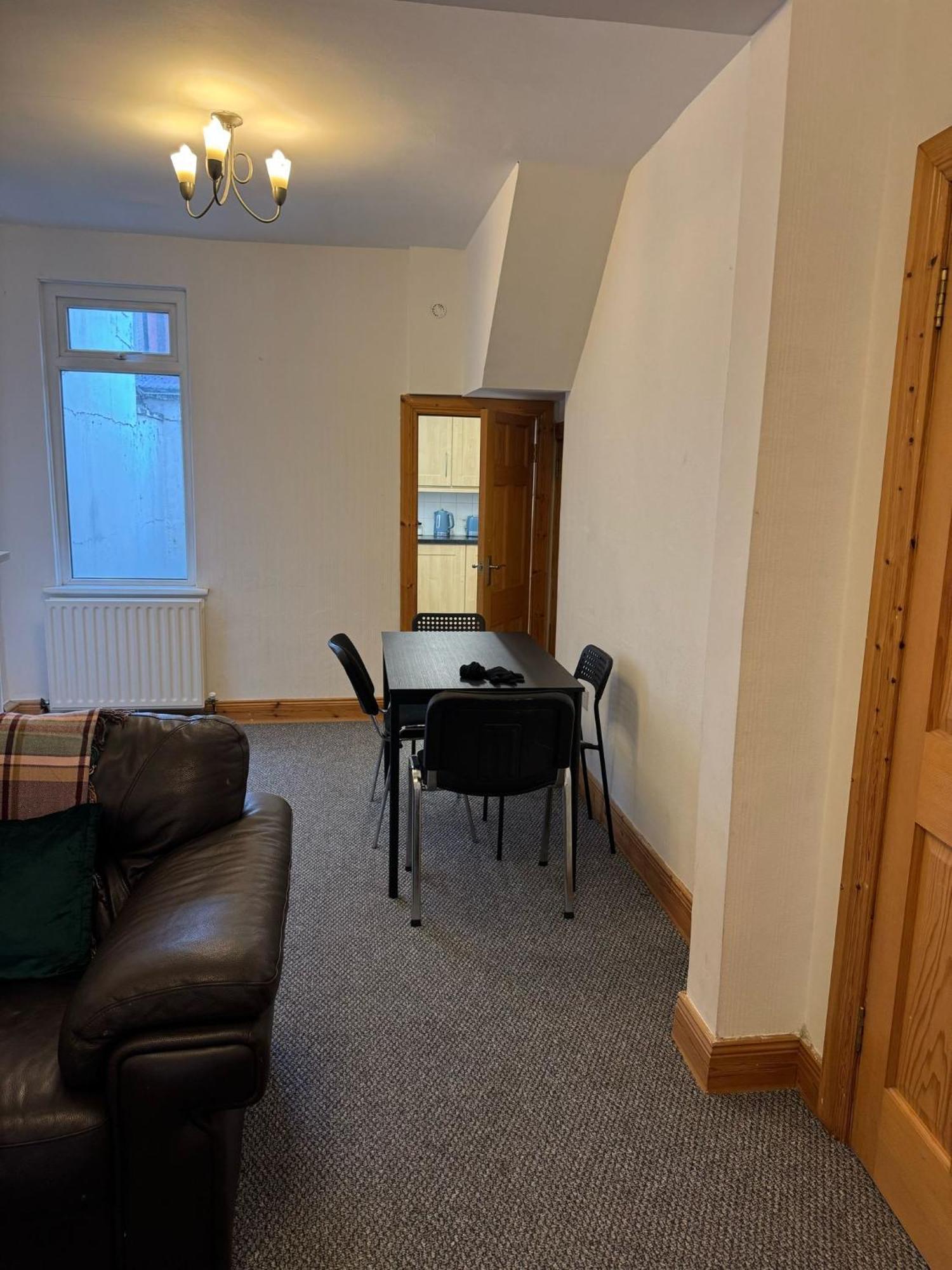 Lovely 2 Bedroom House Close To City Centre Belfast Esterno foto